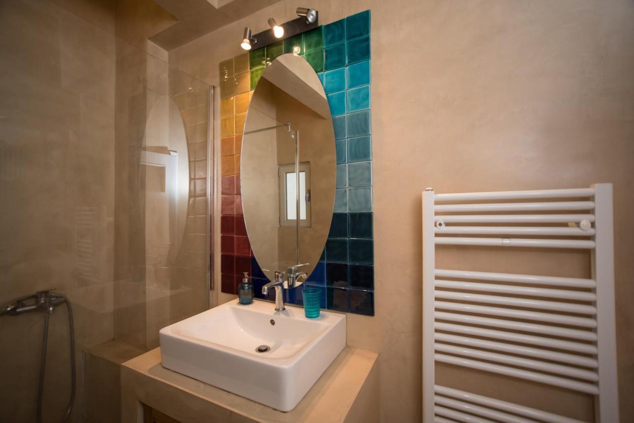 2 Bedroom Apartment At The Historical Center, View To Acropolis Athena Bagian luar foto